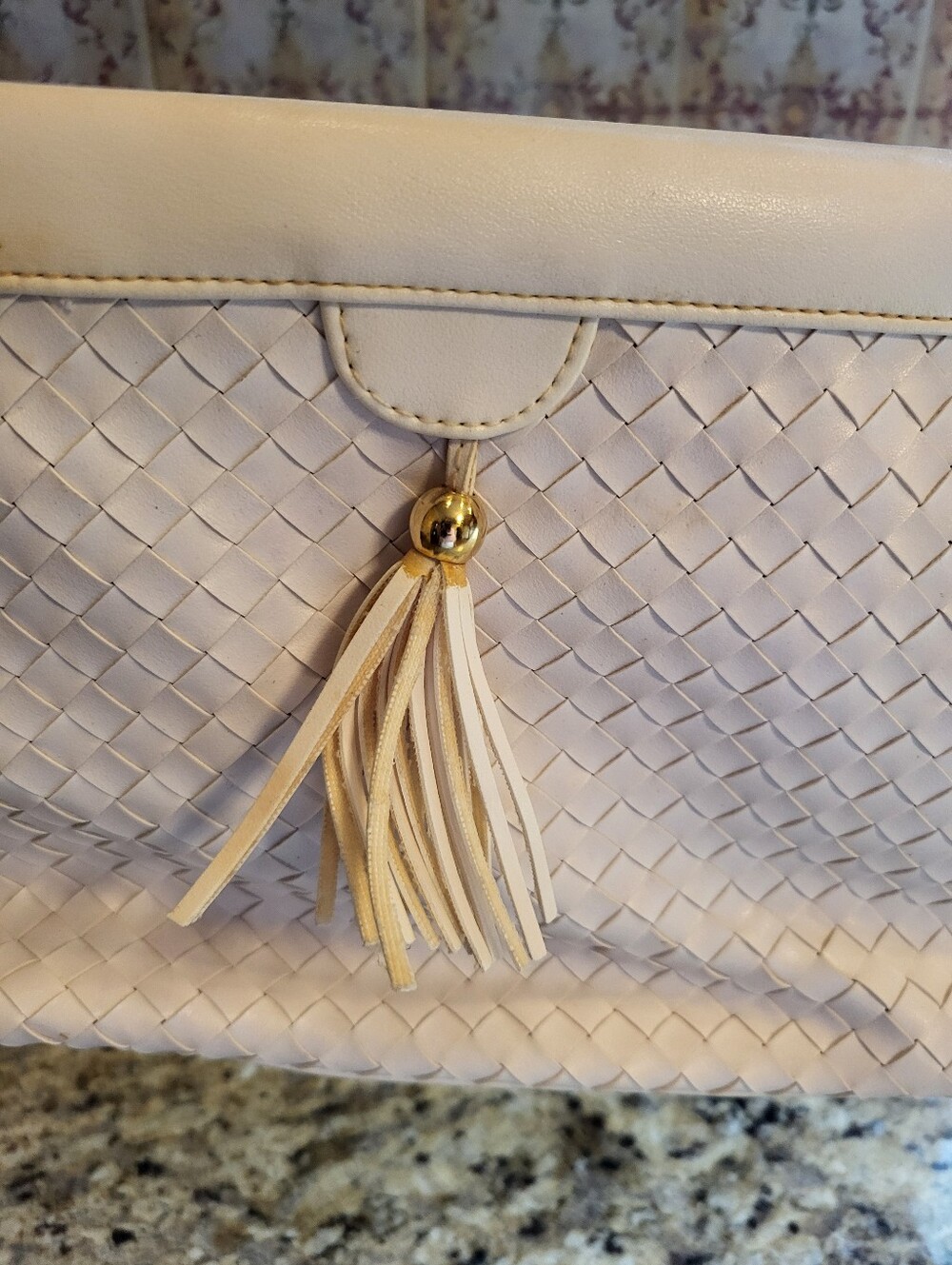 Bueno 10x7 White Cream Woven Faux Leather Shoulder Bag with Gold Chain Strap - Picture 2 of 13
